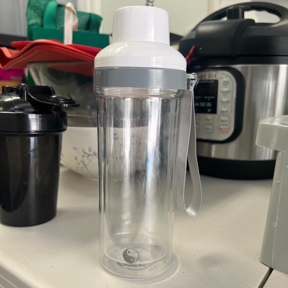 My Healthy Way Water Bottle Travel Mug Clear Transparent With White Lid - Picture 1 of 3